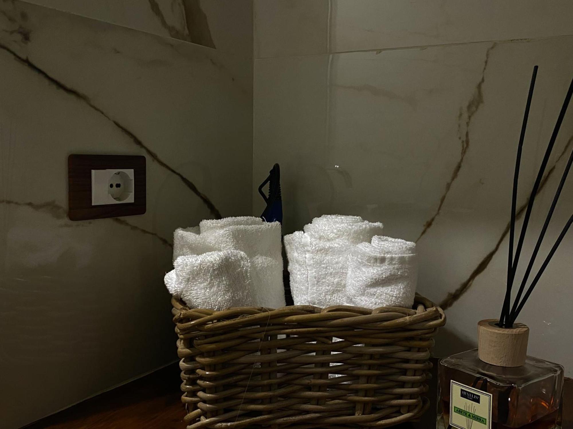 Pitta Room Suite & Private Spa Katánie Exteriér fotografie